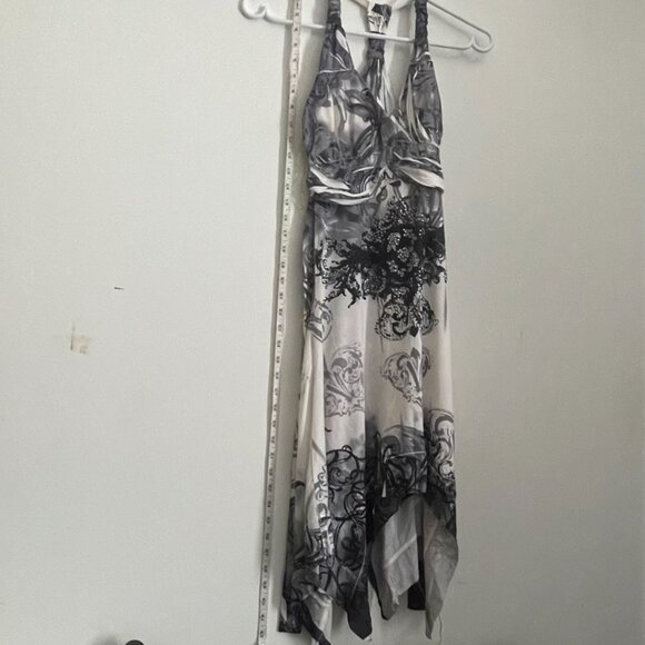 Black & White Printed Halter Dress - Picture 6 of 8